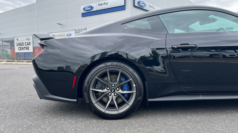 Ford Mustang 5.0 V8 Dark Horse 2dr Petrol Coupe